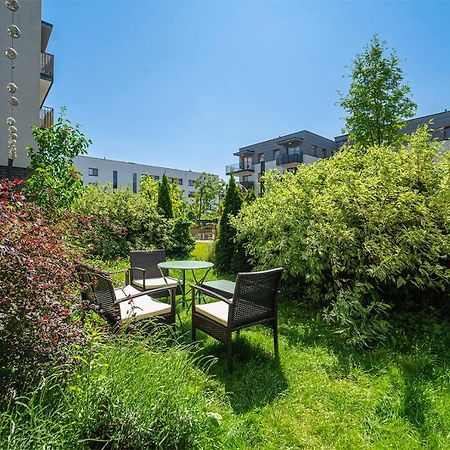 Bluszczanska Modern Urban Apartment Varşovia Exterior foto